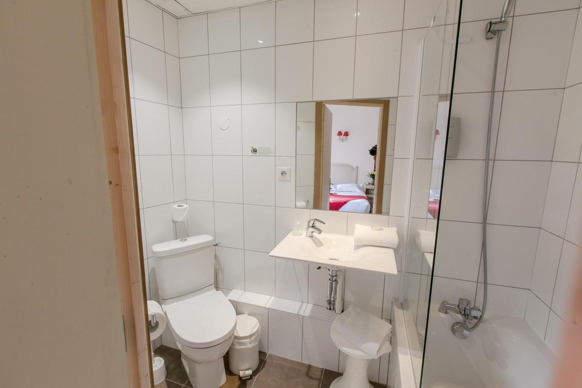 Brit Hotel Bristol Montbeliard Centre Eksteriør bilde