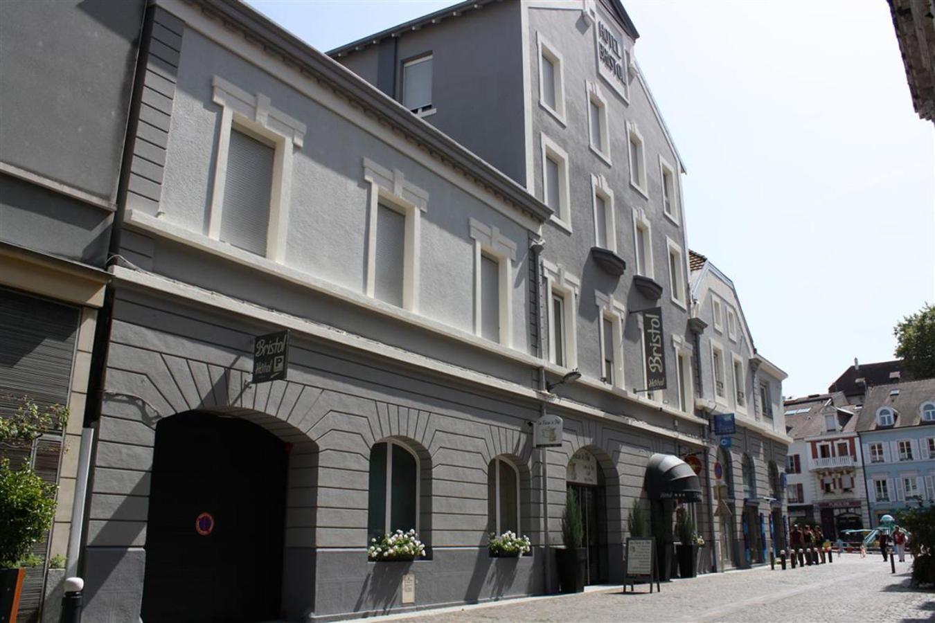 Brit Hotel Bristol Montbeliard Centre Eksteriør bilde