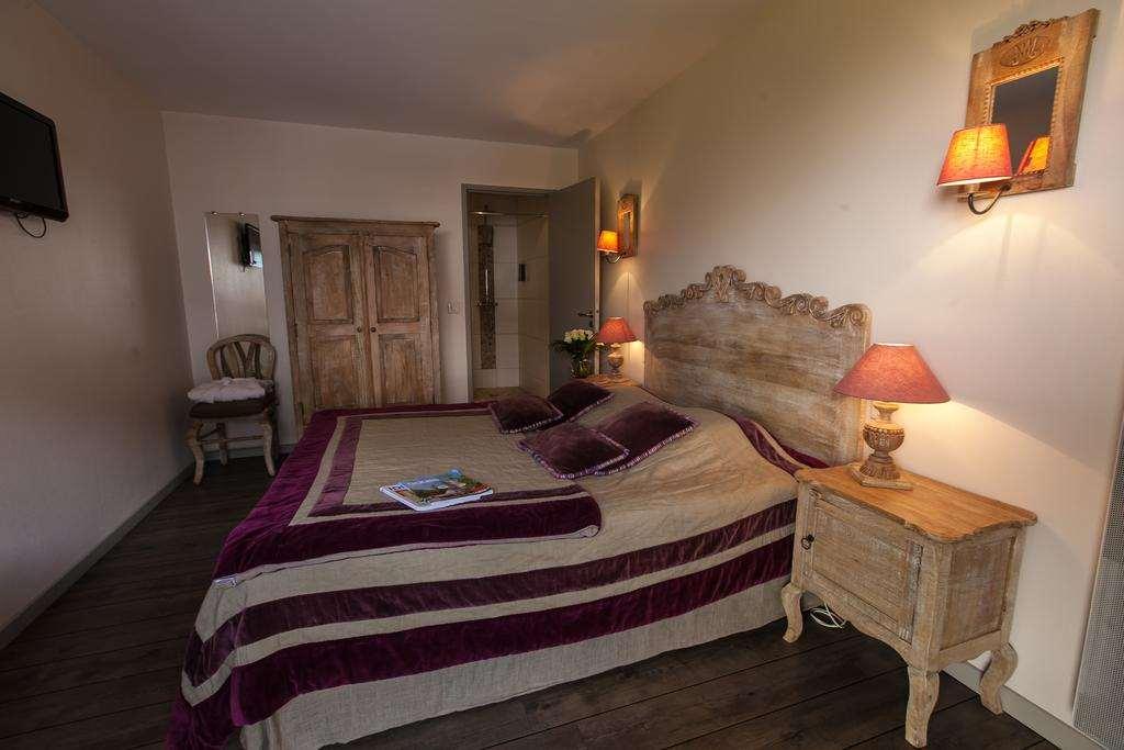 Brit Hotel Bristol Montbeliard Centre Rom bilde