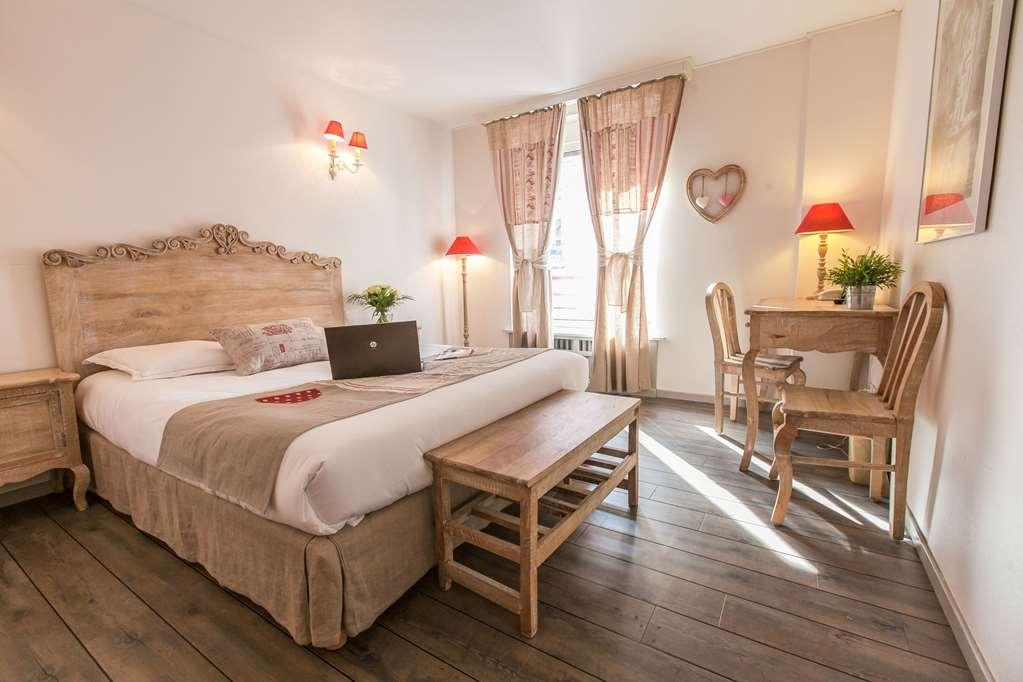 Brit Hotel Bristol Montbeliard Centre Rom bilde