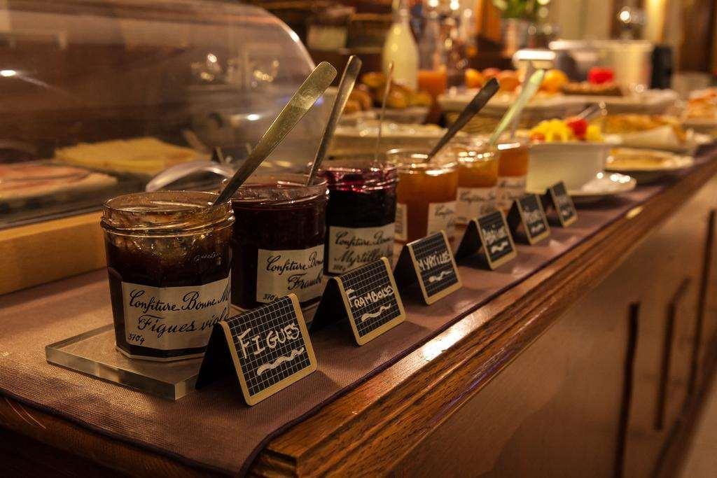 Brit Hotel Bristol Montbeliard Centre Restaurant bilde